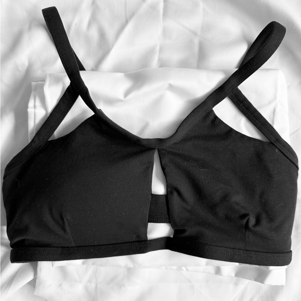 Bombshell Sportswear Black Double Cutout Sports Bra L Made USA